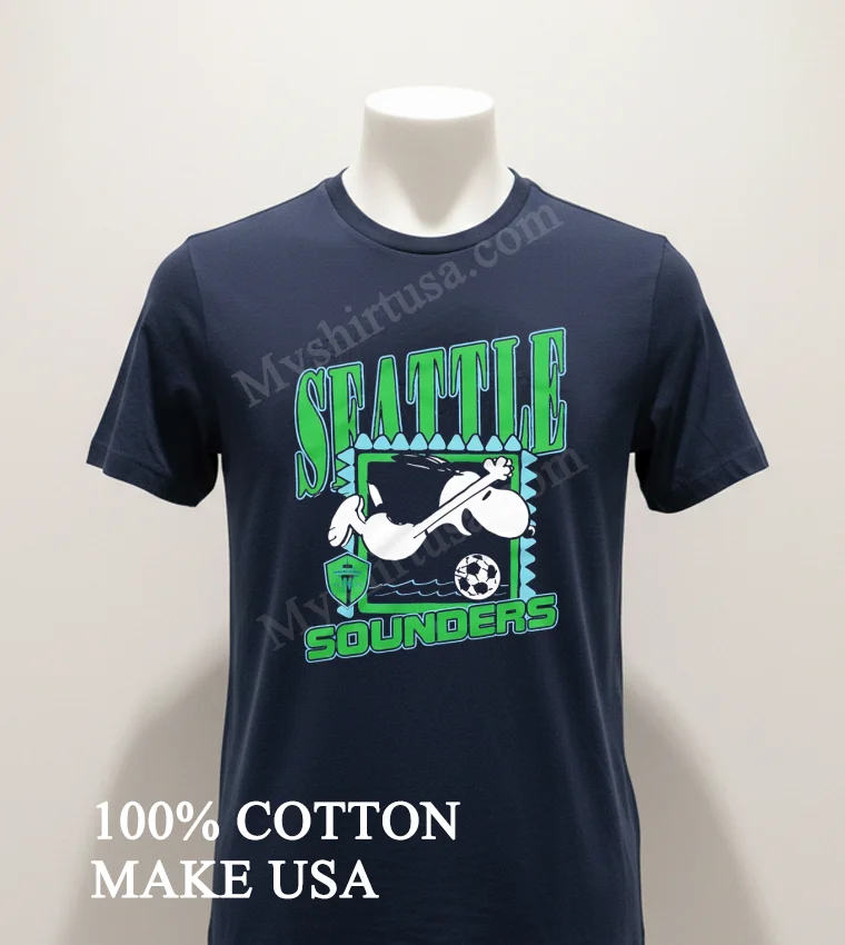 Seattle Sounders Snoopy Soccer Diving Header Pitch Shirt Navy Shirt 1